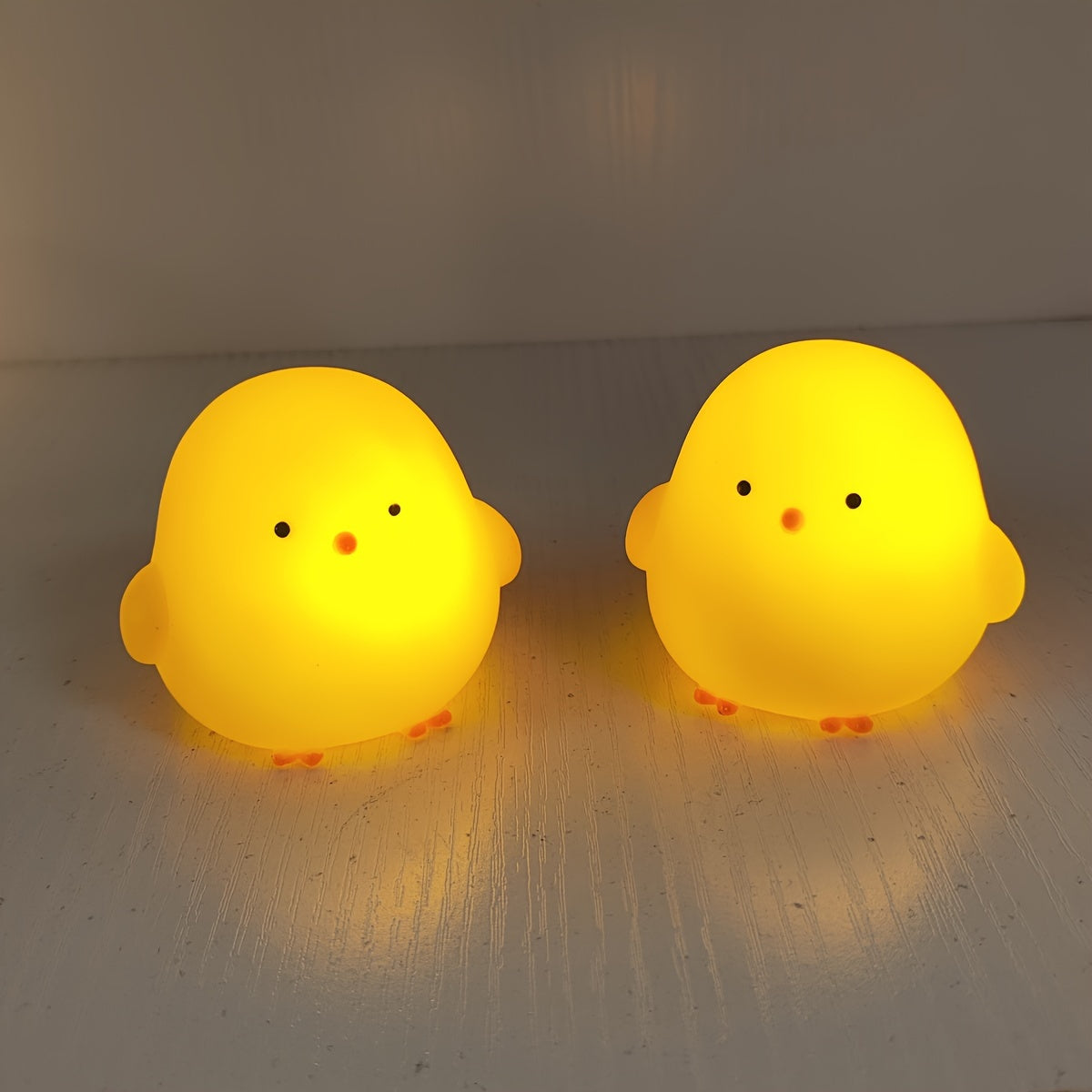 CharmingChicken – Stylish Wireless Night Light