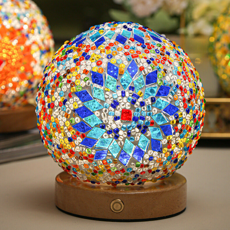 BohoGlow – Atmospheric Lamp in Wood and Glass