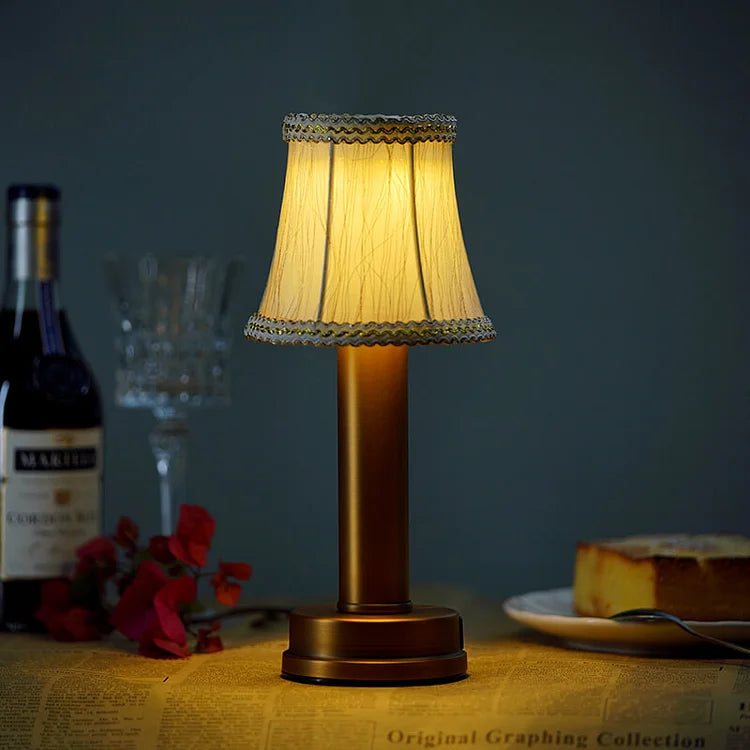 LuxeSilk Thread Lamp - Elegant Wireless Table Lamp for Atmospheric Rooms