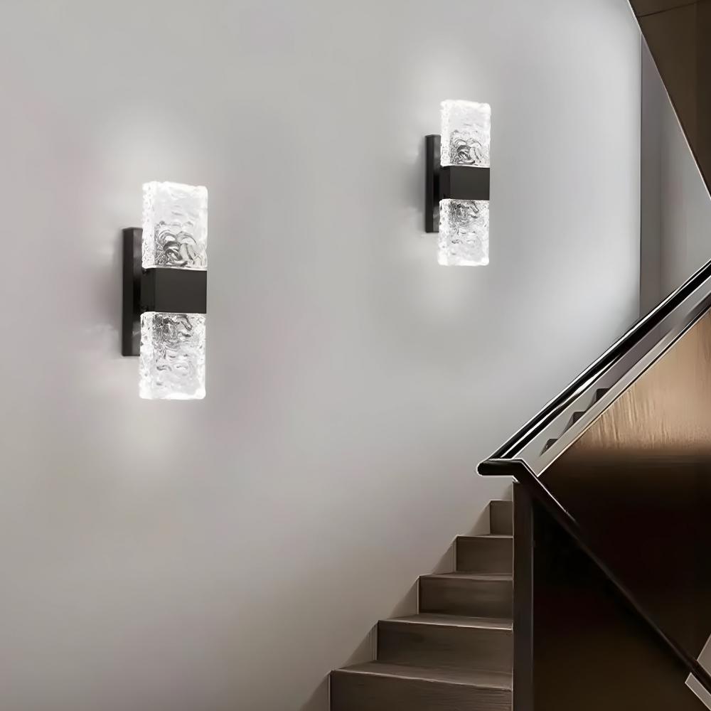 Radiance Arc Wing Lamp - Luxe Lighting for a Chic Interior