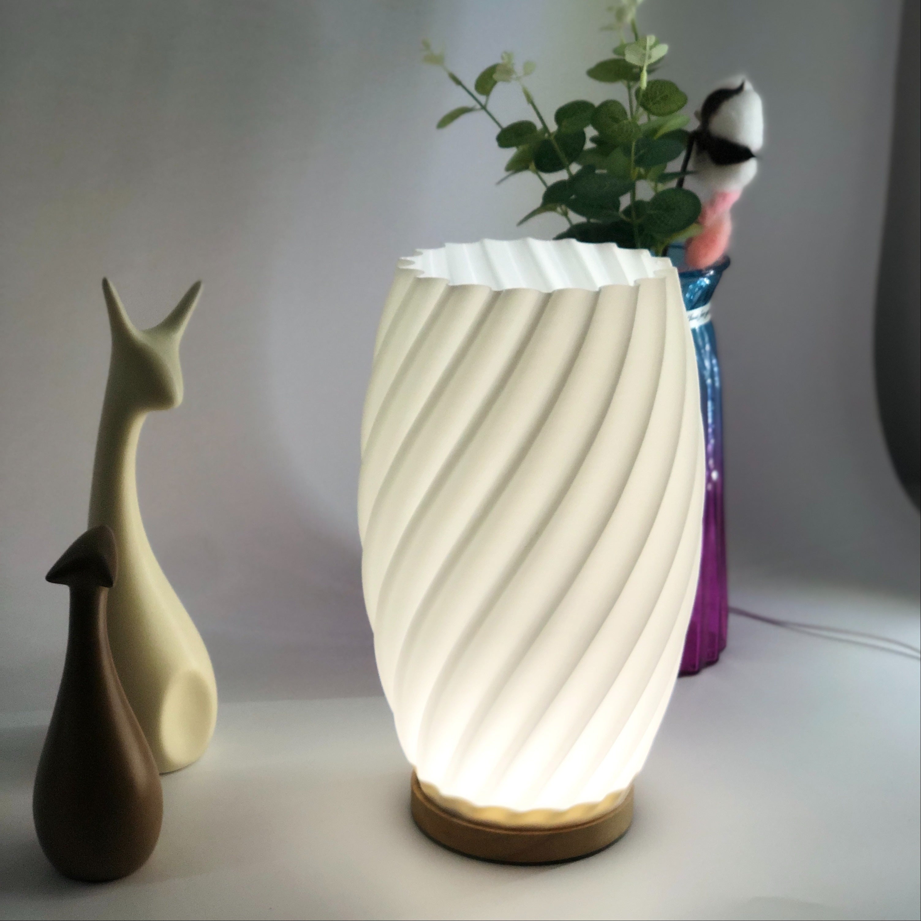 ModiLamp – Stylish USB Table Lamp with 3 Colors