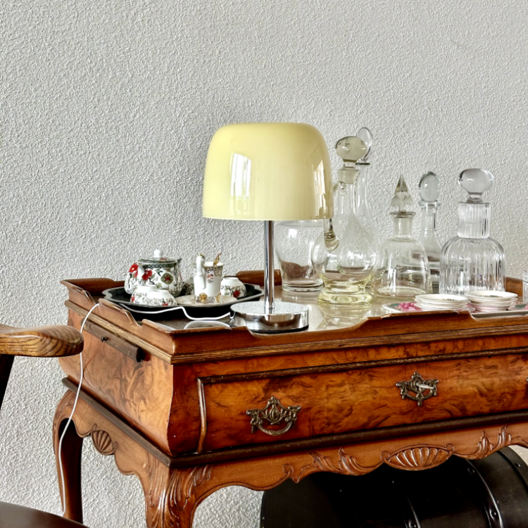 Serene Glow – Scandinavian Glass Pendant Lamp for Atmosphere