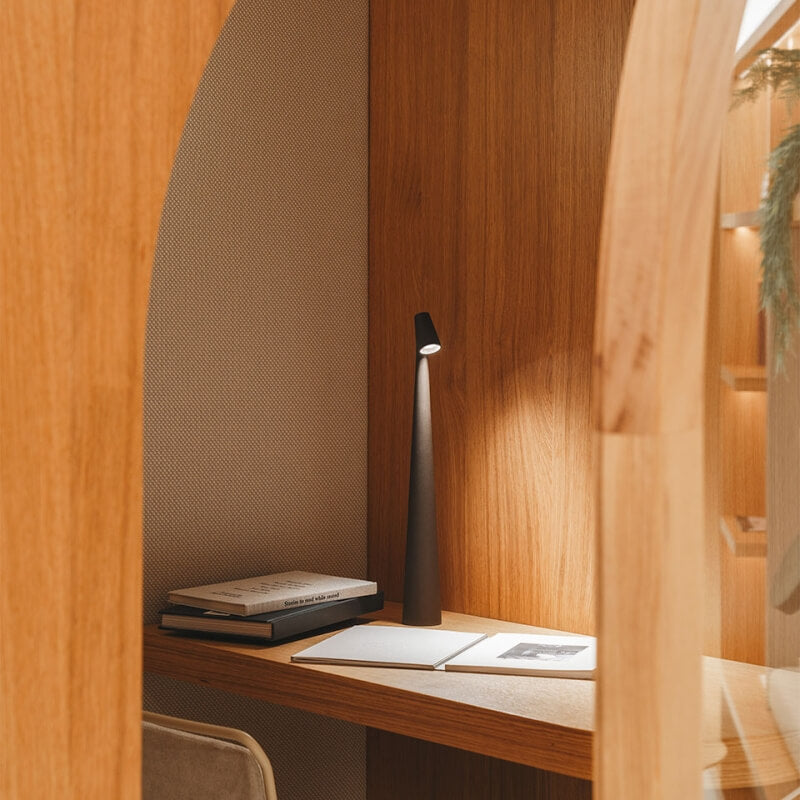 Lumilight - Wireless Rechargeable Table Lamp