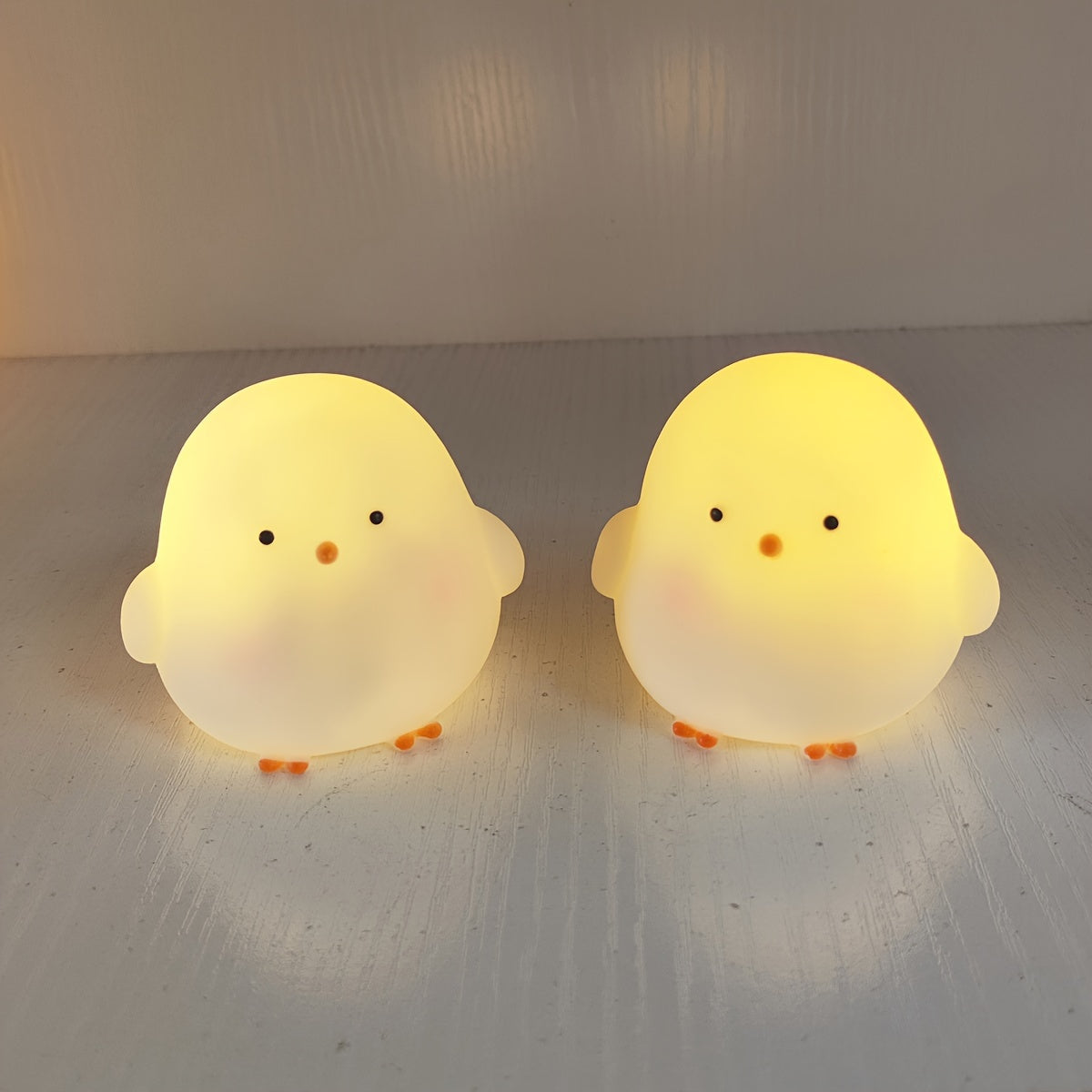 CharmingChicken – Stylish Wireless Night Light