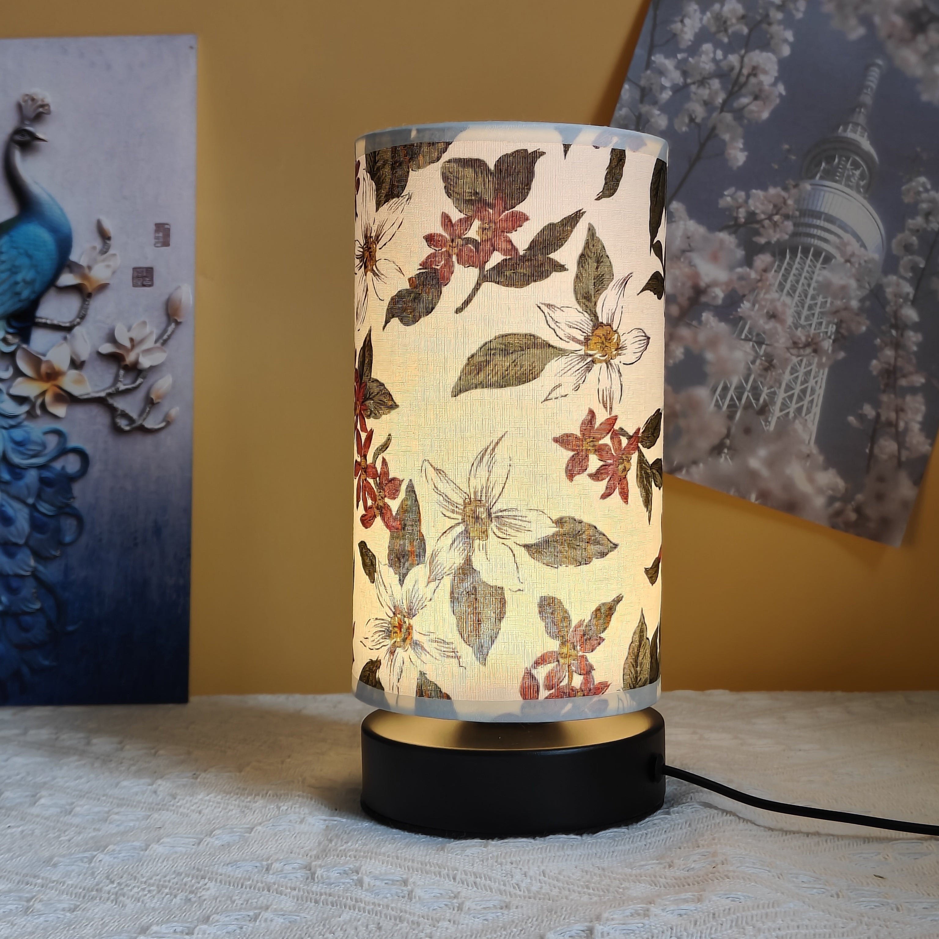 WoodGlow – Creative LED Table Lamp in Wood