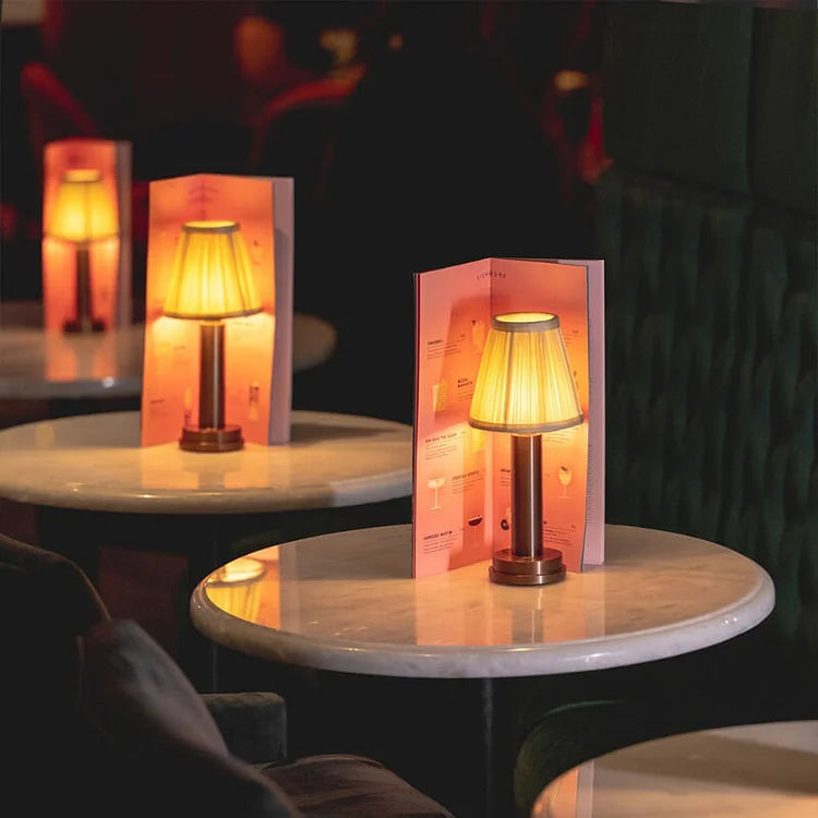 LuxeSilk Thread Lamp - Elegant Wireless Table Lamp for Atmospheric Rooms
