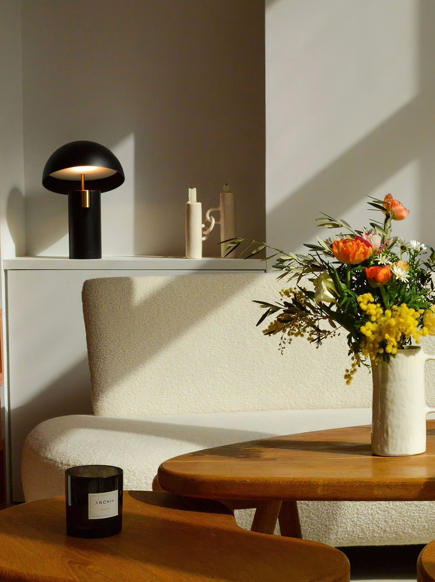 Glow Avora Table - Modern Elegant Table Lamp for Atmospheric Lighting