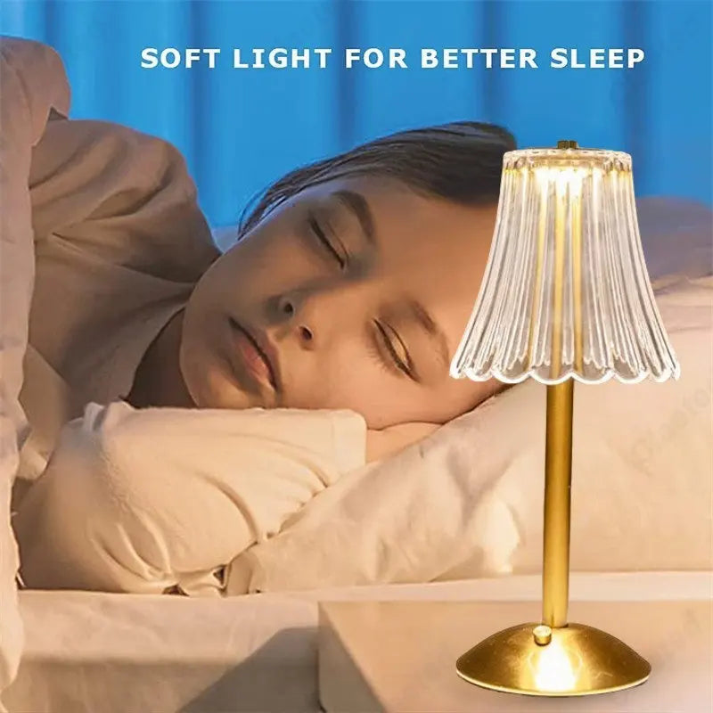Cristalglow - Chic Wire Lamp with Elegant Crystal Decoration