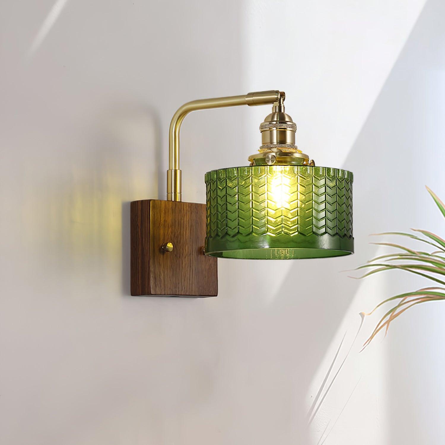 SerenLight - Elegant Wall Lamp with Glass Scale