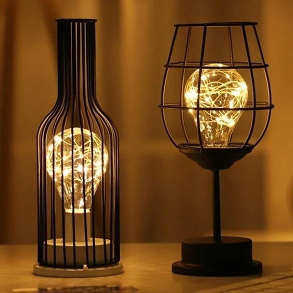 Retro Minimalist Hollow Lamps - for a Timeless Atmosphere