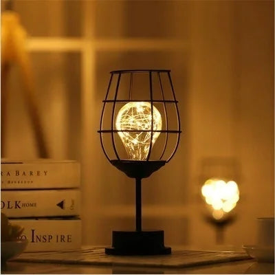 Retro Minimalist Hollow Lamps - for a Timeless Atmosphere