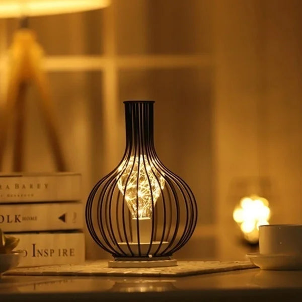 Retro Minimalist Hollow Lamps - for a Timeless Atmosphere