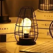 Retro Minimalist Hollow Lamps - for a Timeless Atmosphere
