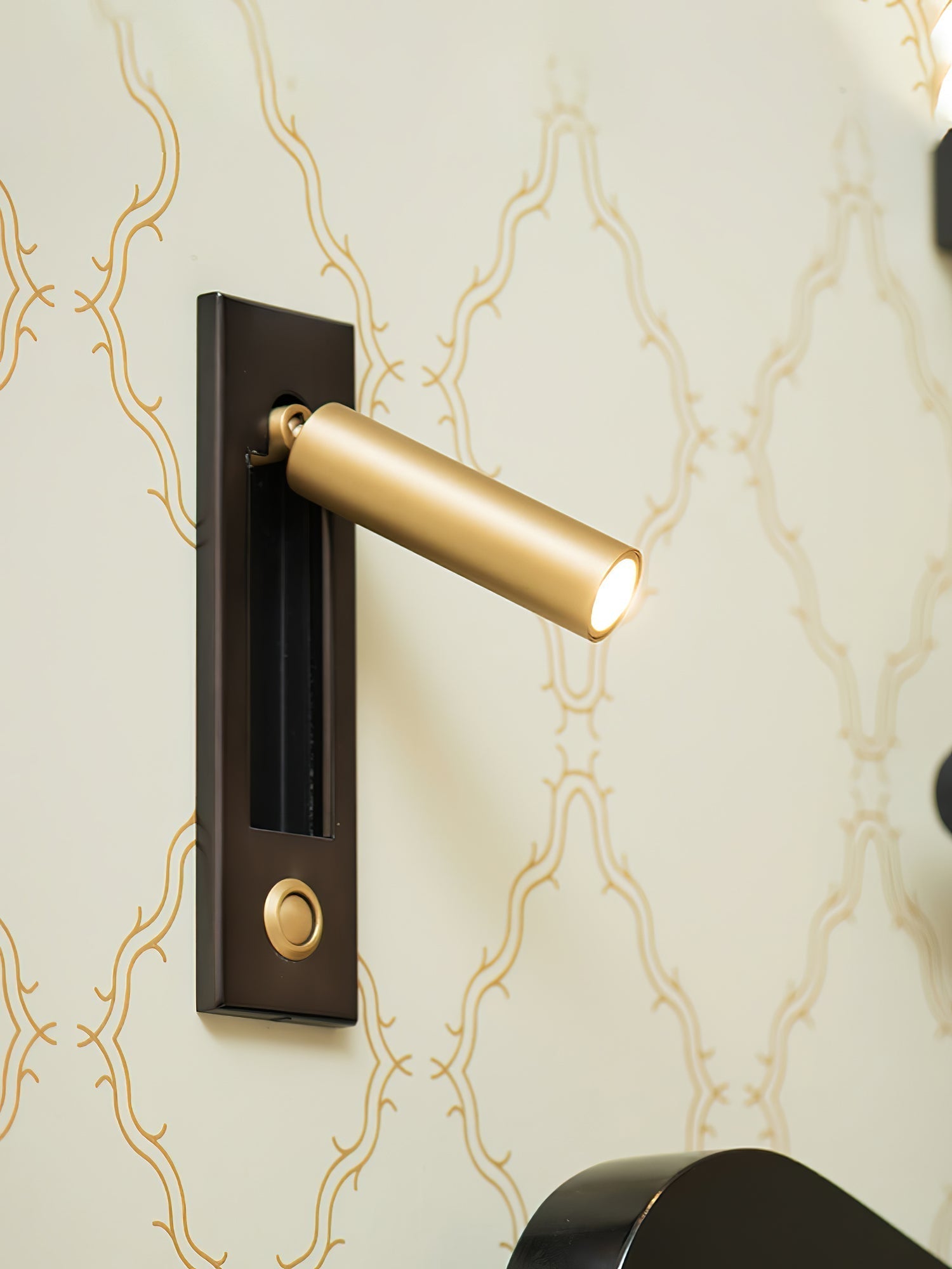 Built-in Light – Minimalist Bedside Wall Lamp LED