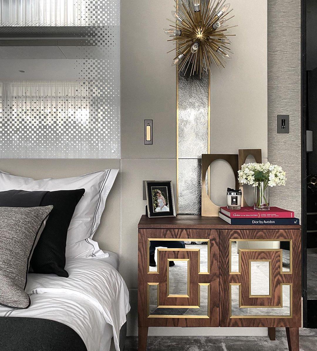 Built-in Light – Minimalist Bedside Wall Lamp LED