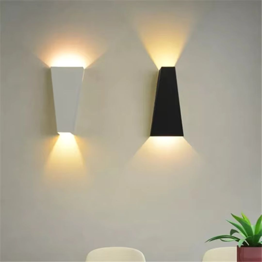Luxe LED Wall Lamp LumiFort – Transform Your Interior With Style!