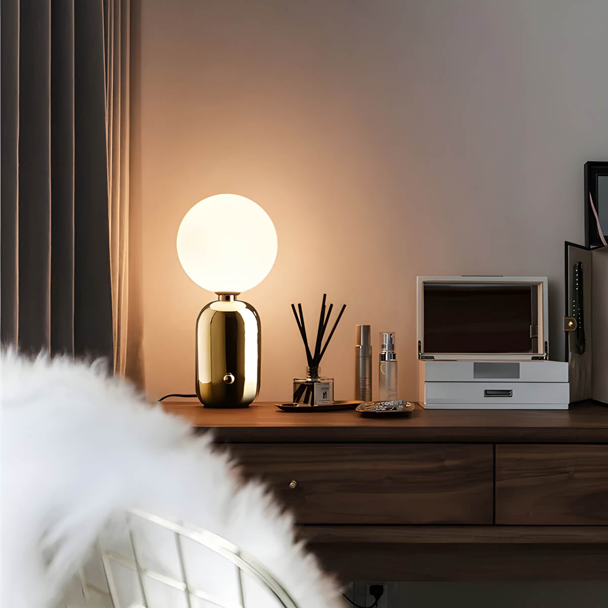 RaisoGlow Candle - Minimalist Modern Table Lamp for Mood Lighting