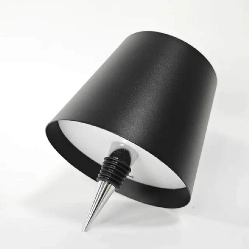 Nomadic Light – Wireless Bottle Lamp with Adjustable Light