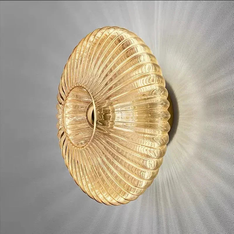 Luminous Glass – Elegant Glass Wall Lamp for Atmospheric Lighting