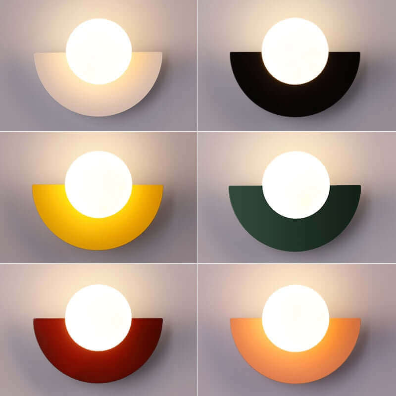 Northern Lights Charm - Crescent Wall Lamp in Metal