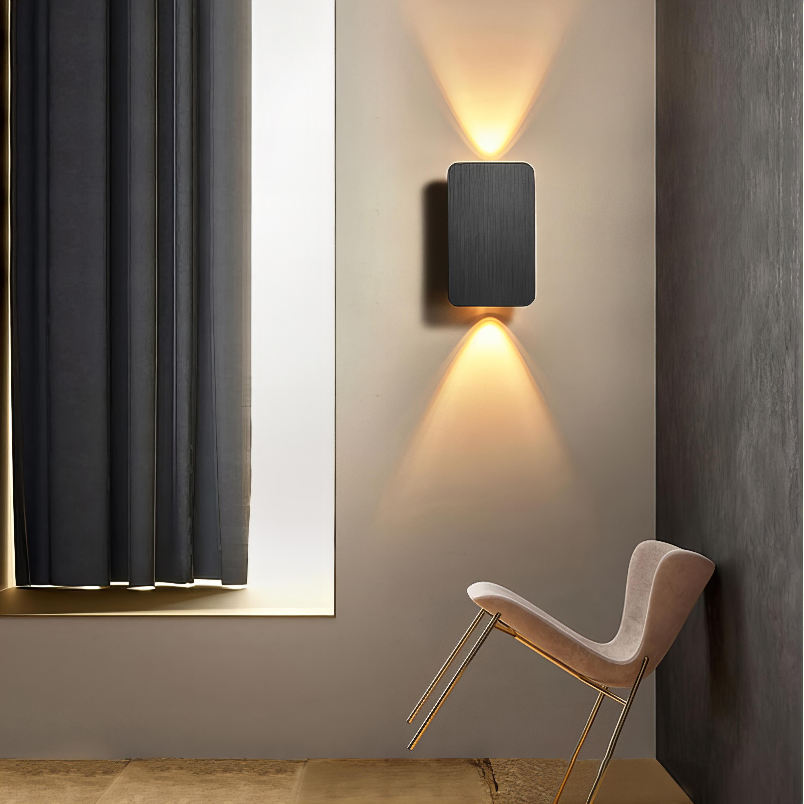Koda - Modern Adjustable LED Wall Lamp for Indoor Use
