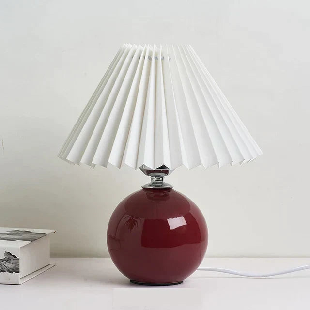 Timeless Light Vintage Table Lamp - Classic Design for Every Room