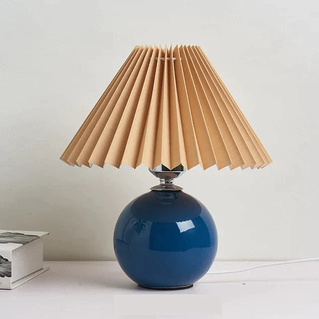 Timeless Light Vintage Table Lamp - Classic Design for Every Room
