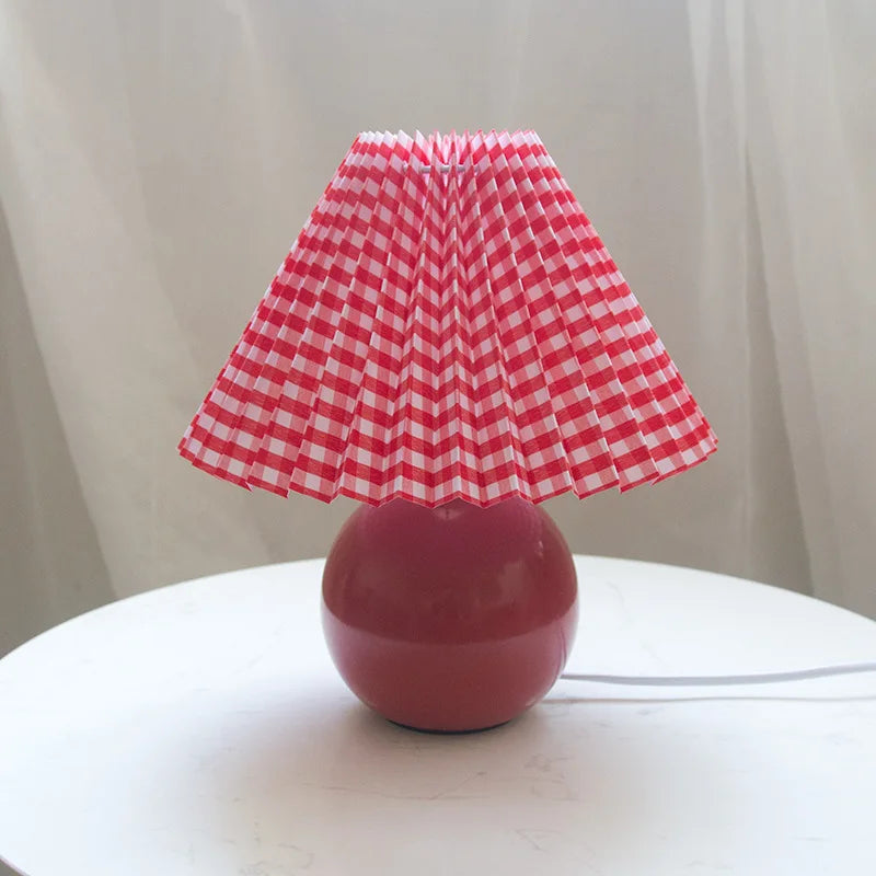 Timeless Light Vintage Table Lamp - Classic Design for Every Room