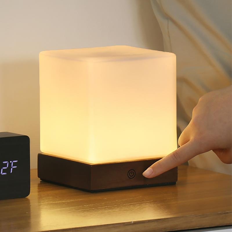 Radiant Cube Wireless LED Table Lamp – Modern and Energy Efficient