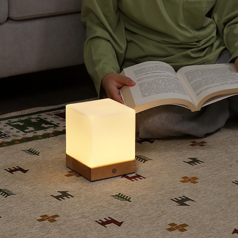 Radiant Cube Wireless LED Table Lamp – Modern and Energy Efficient