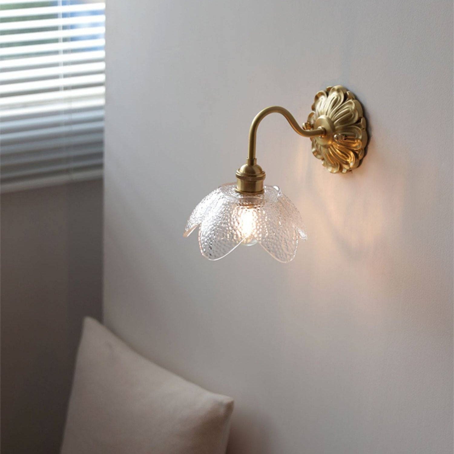 Luxury Ambience - Weathered Glass Wall Lamp with Gooseneck