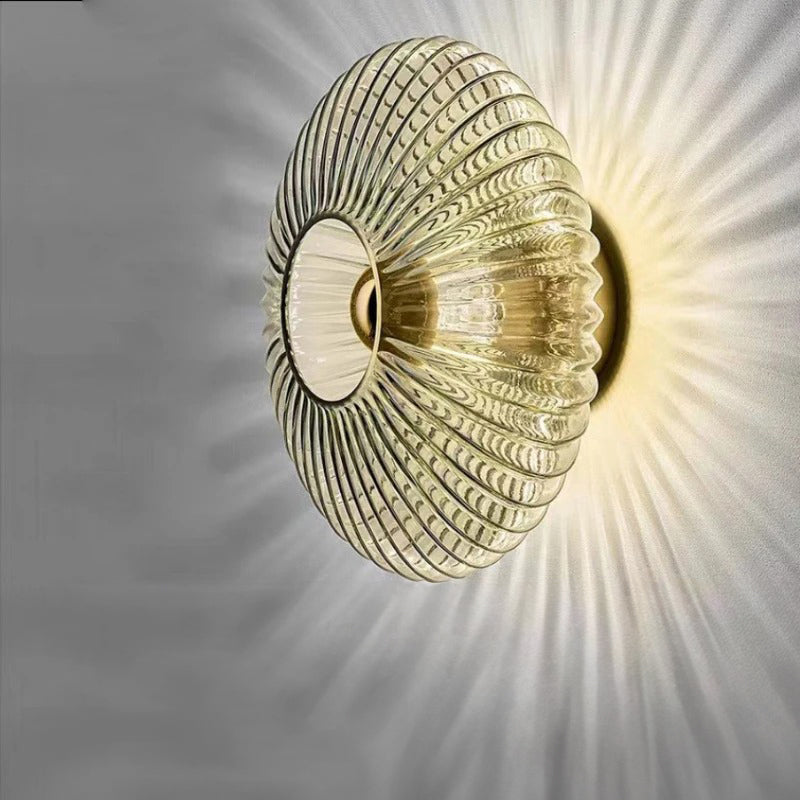 Luminous Glass – Elegant Glass Wall Lamp for Atmospheric Lighting