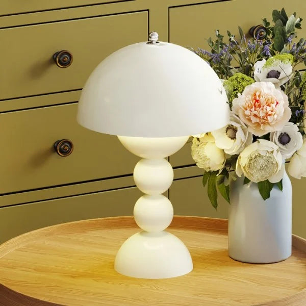 FlowerLight Portable Table Lamp - Artistic LED Table Lamp