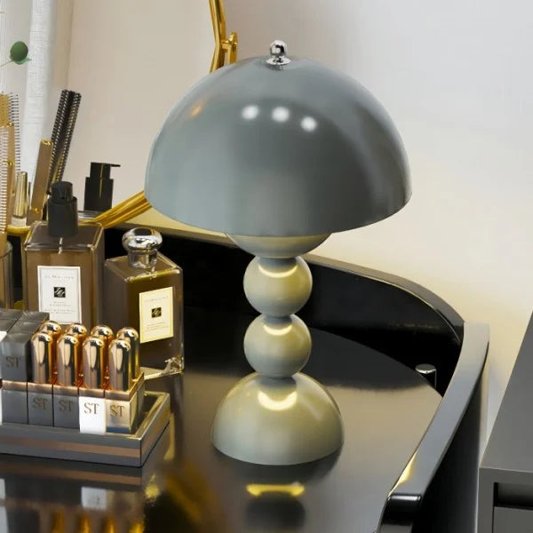 FlowerLight Portable Table Lamp - Artistic LED Table Lamp