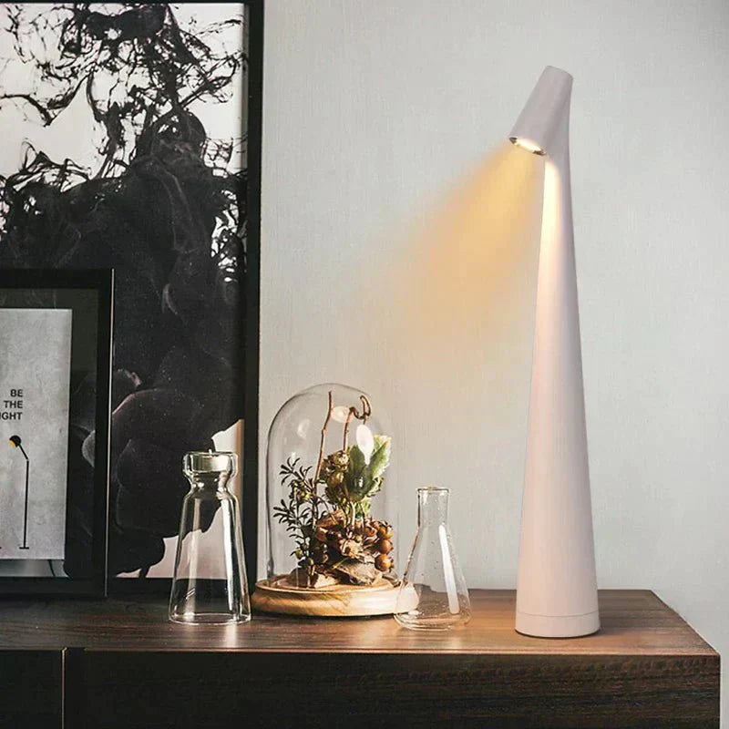 Spark Touch - Elegant Dimmable Wireless Table Lamp