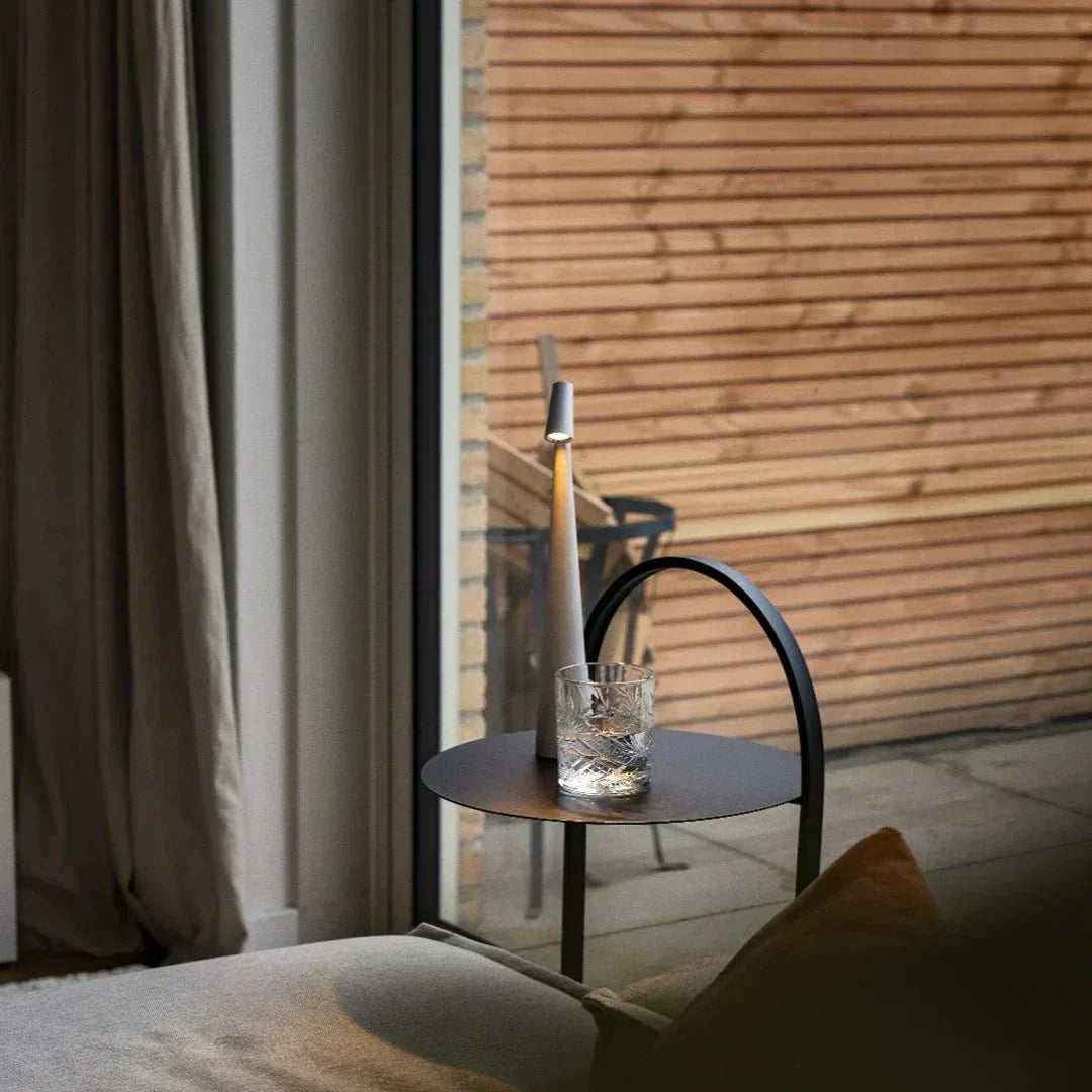 Spark Touch - Elegant Dimmable Wireless Table Lamp