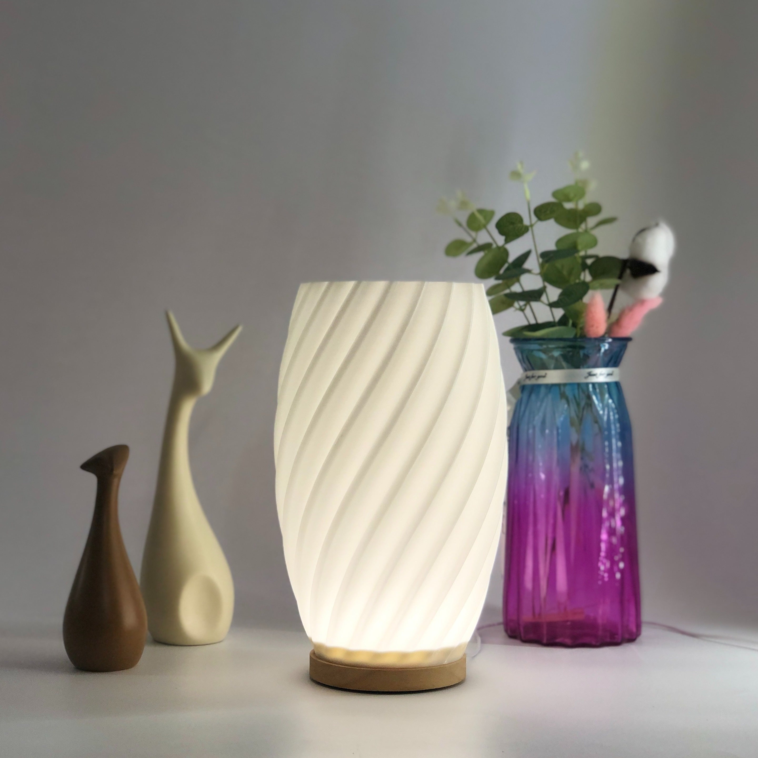 ModiLamp – Stylish USB Table Lamp with 3 Colors