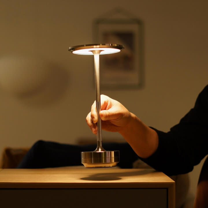 Lumiglow - Elegant Wireless Design Lamp for Atmospheric Lighting