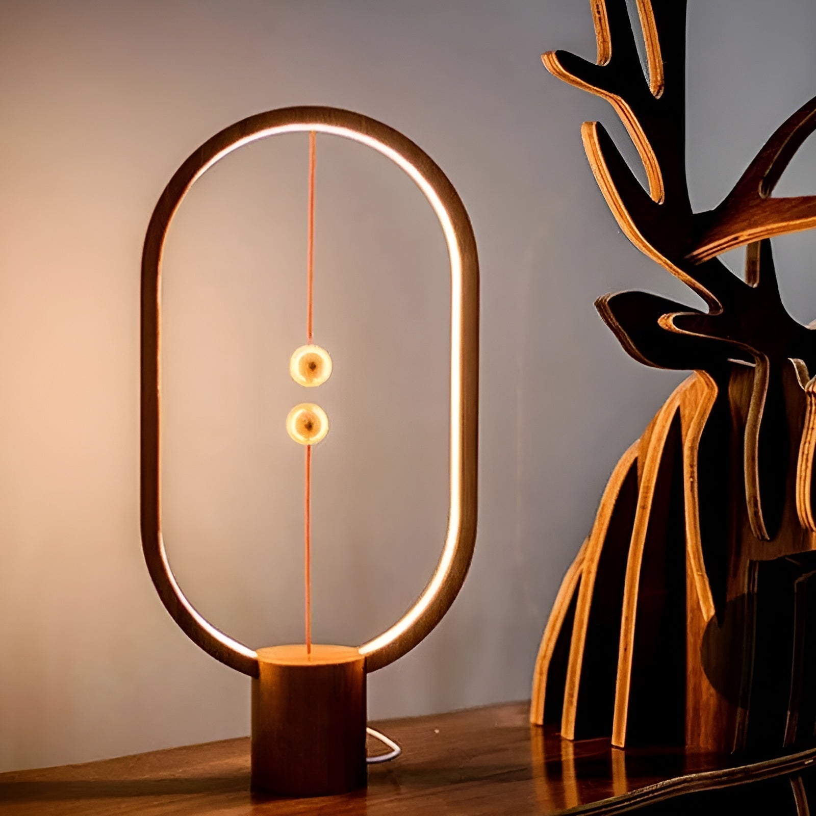 Elegant LED BalanceGlow Lamp – Finely Tuned Atmosphere & USB Charging
