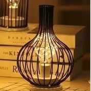 Retro Minimalist Hollow Lamps - for a Timeless Atmosphere