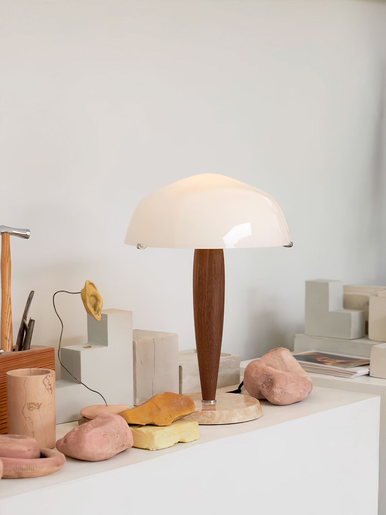 HeritageGlow Board - Tidös table lamp with Lyxiga material