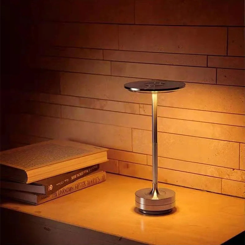 Industrial Dimmable Lamp with Rustic Design – Silver & Gold