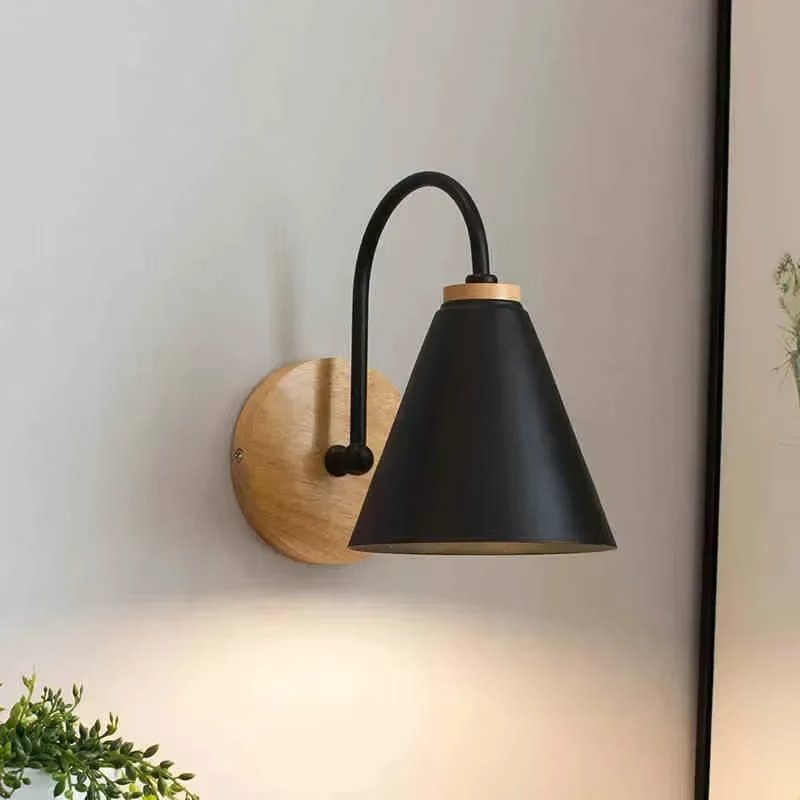 Aspen Glow – Luxurious Wall Lamp for Modern Interiors