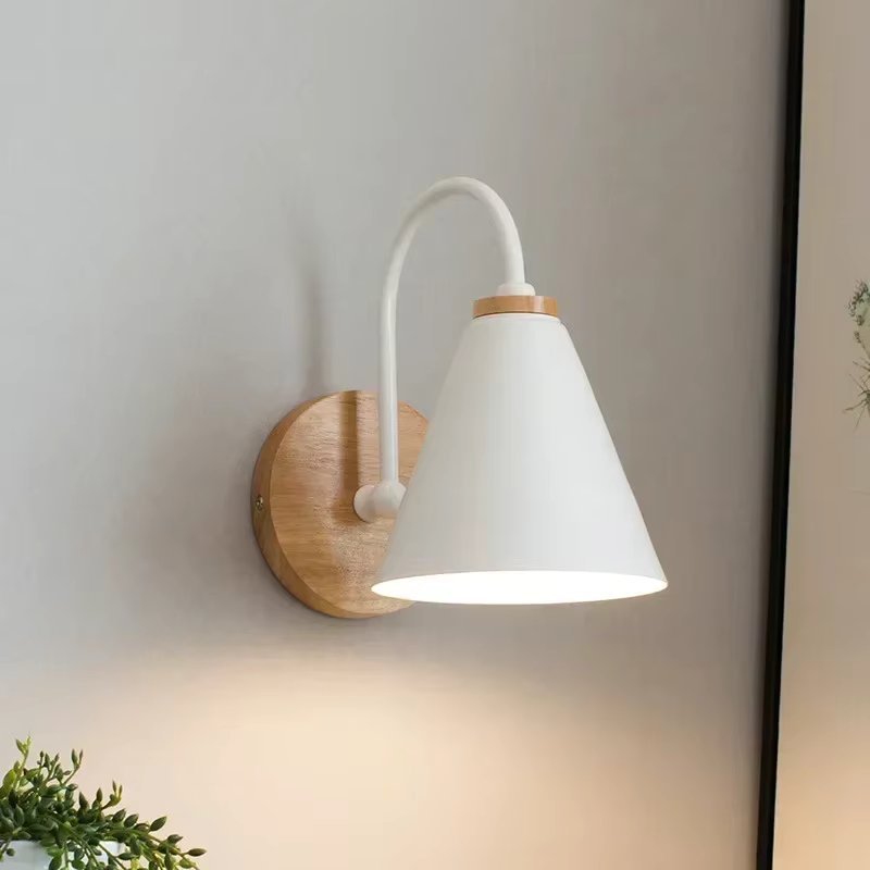 Aspen Glow – Luxurious Wall Lamp for Modern Interiors