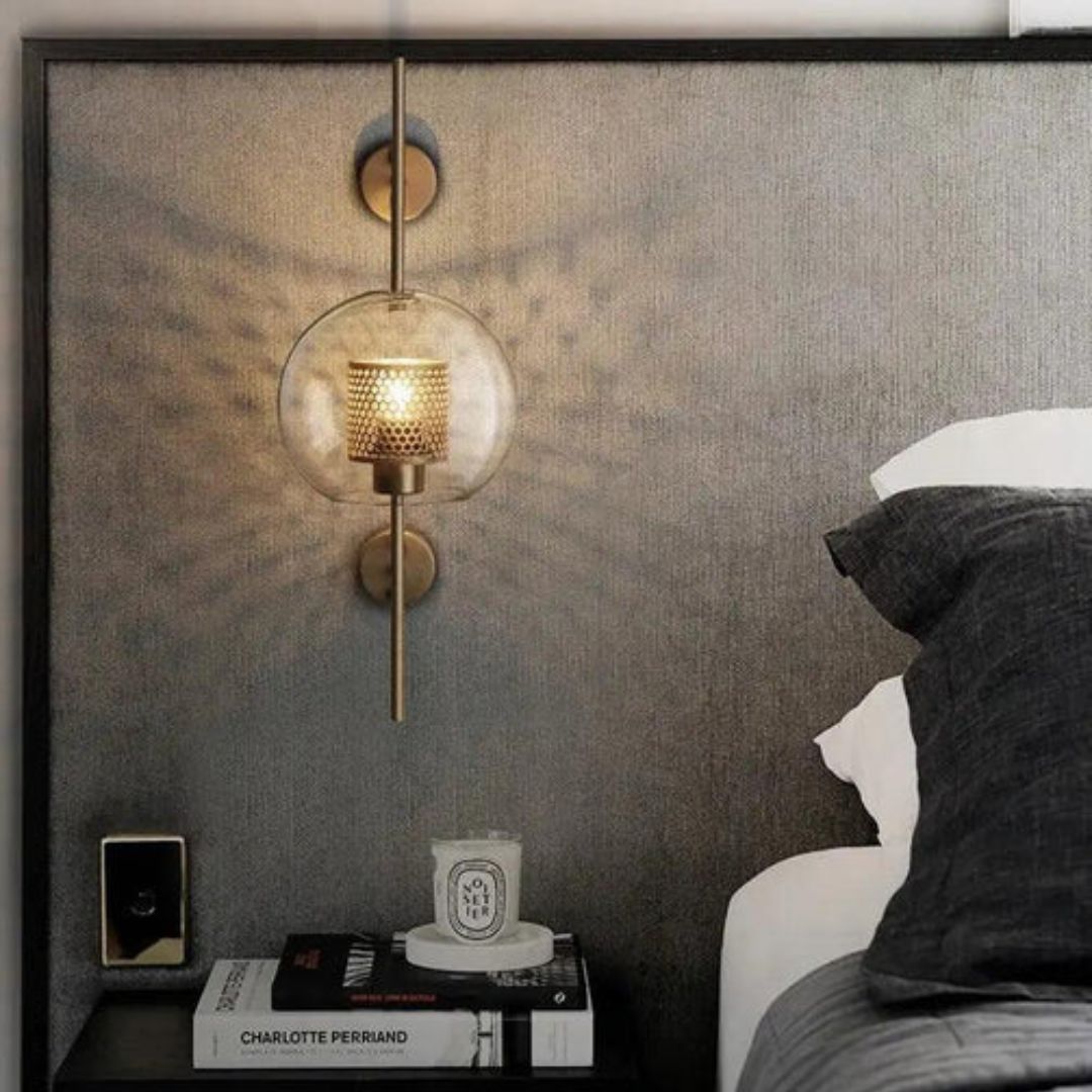 Clarity Wall - Elegant Wall Lamp for Atmospheric Lighting