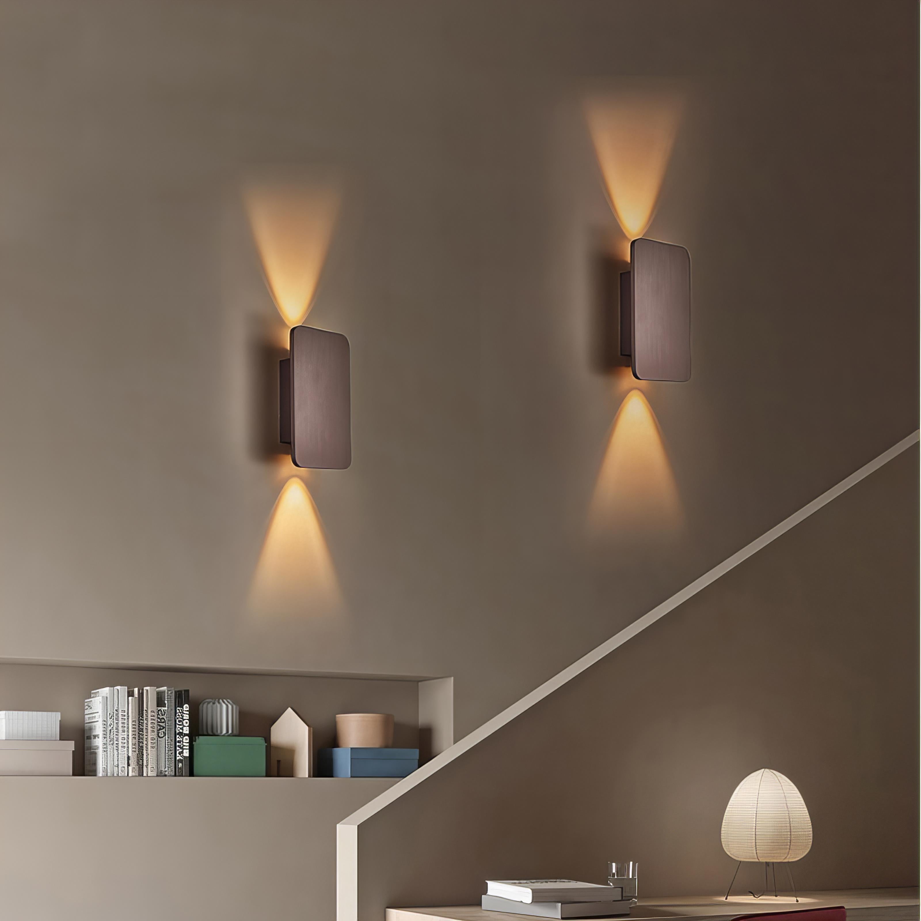 Koda - Modern Adjustable LED Wall Lamp for Indoor Use
