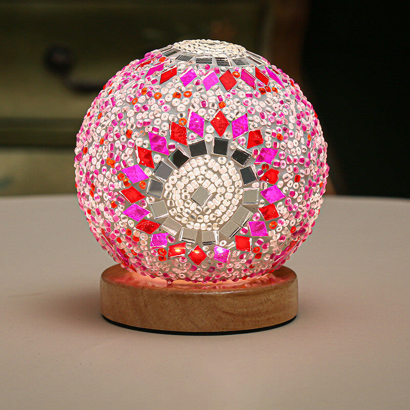 BohoGlow – Atmospheric Lamp in Wood and Glass