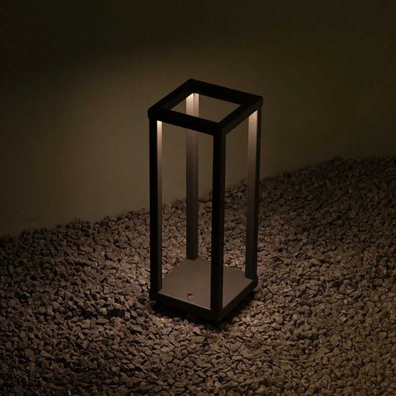 Sparkling Light - Wire Lamp Elegant Table Lamp for Any Room
