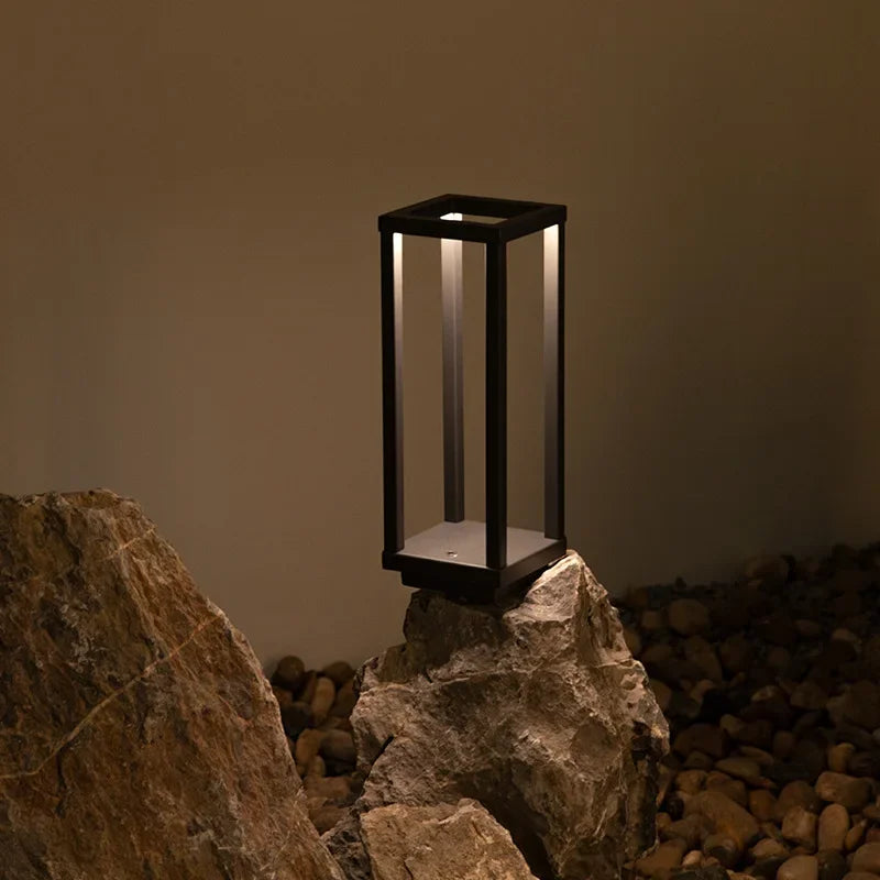 Sparkling Light - Wire Lamp Elegant Table Lamp for Any Room