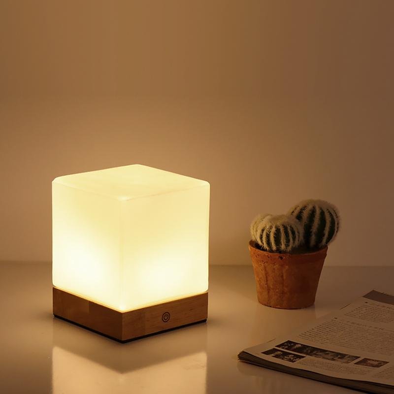 Radiant Cube Wireless LED Table Lamp – Modern and Energy Efficient
